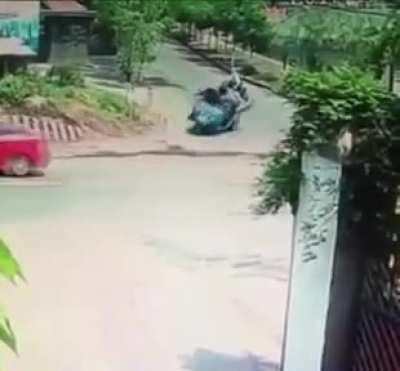 HMFT after I ride in a Chinese cart.