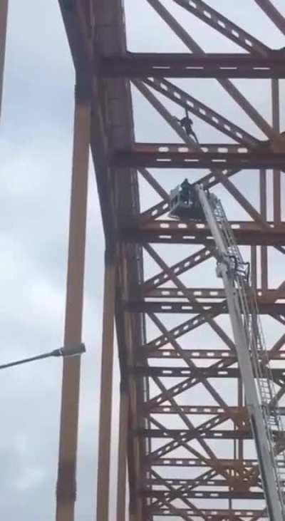 Russian fall from bridge