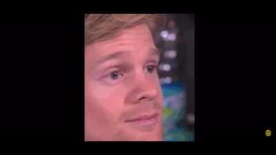 Suisei Calls You Honey.