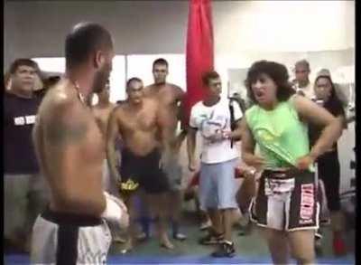 Female MMA fighter takes on male Kickboxing practitioner in a bare knuckle fight