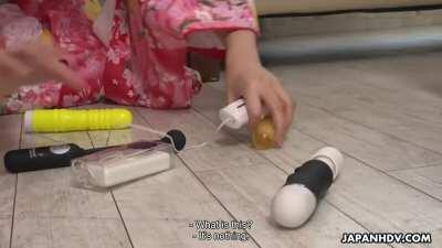 Kimono Lady Ako Nishino gets a gang of men to fuck her