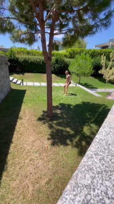 Berbatov's tutorial on improving your first touch