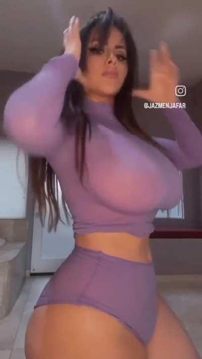 Jazmen Jafar (@jazmenjafar)