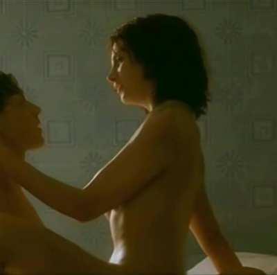 Sonia Aquino - Perfect Italian Plot in 'Madame'