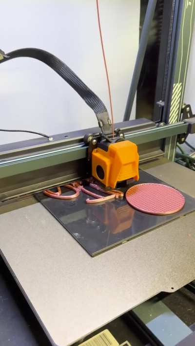 Printing on small glass bed