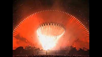 October 20, 1994, Earl's Court, London. Pink Floyd performing 
