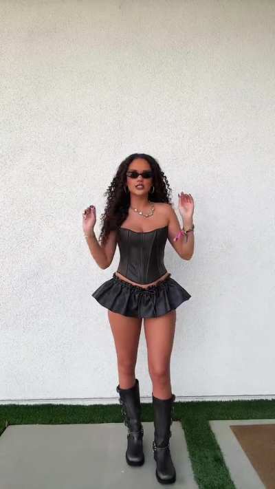 Coachella Day 2 outfit