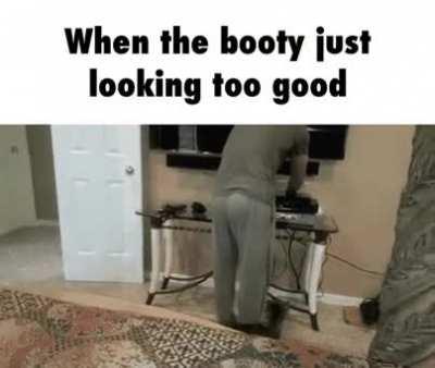 That cat sure has potential.