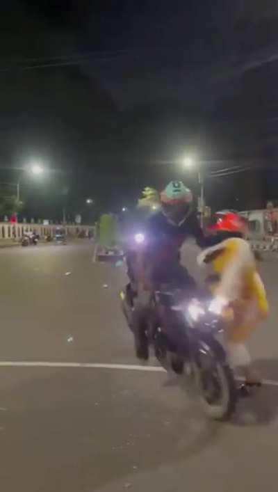 Maa chod diye bhaiya ji