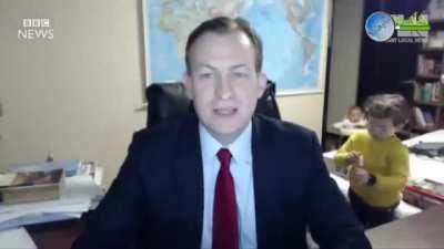 His daughter walking in was like: I’m gonna end my dad’s whole career