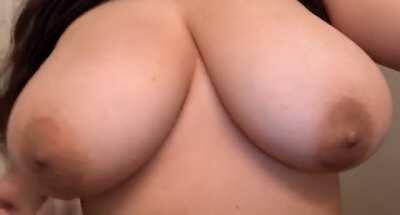 like my latina titttiesss? 😜😏😘