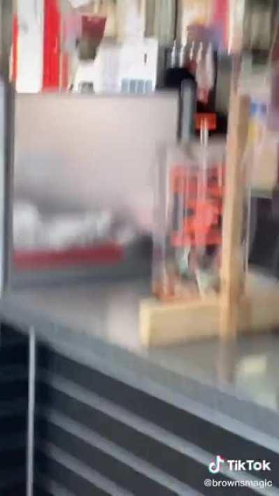 the employee just gave up lmao