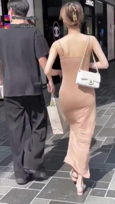 Asian dress 🔥 lips