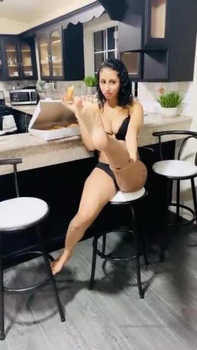 Haha Davis girlfriend hmu