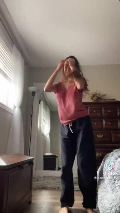 Sexy in baggy clothes @cecilia___rose