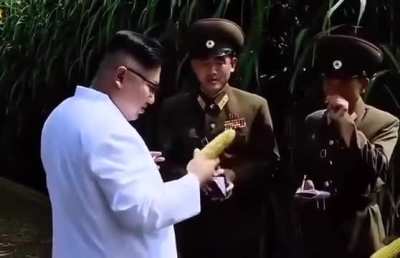 士兵：这我们一个营的晚餐......