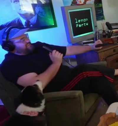 Ben and his brother Jace have adopted a 3 legged dog and she’s getting treated real nicely…