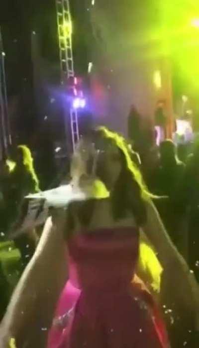 HMC Now the partys poppin'