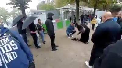 Scammers quickly disappear when they are filmed