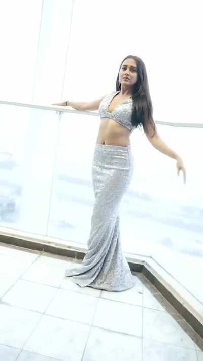 Tejaswi Prakash💦🥵