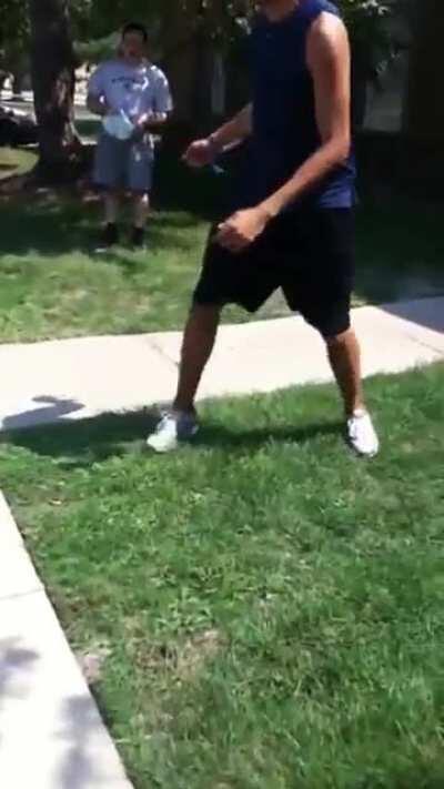 6'5 vs 5'4 fight over a poptart.