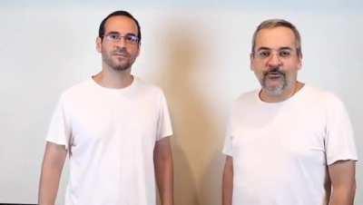 Por um instante achei que a câmera iria abrir e revelar mais 3 bolsominions com as mesmas camisetas e a Zambelli sentada num sofá branco, mas é apenas mais uma vergonha alheia do nosso ex-ministro da educação e seu irmãozinho.