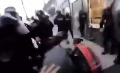 Cuando te olvidas que hay fuego amigo