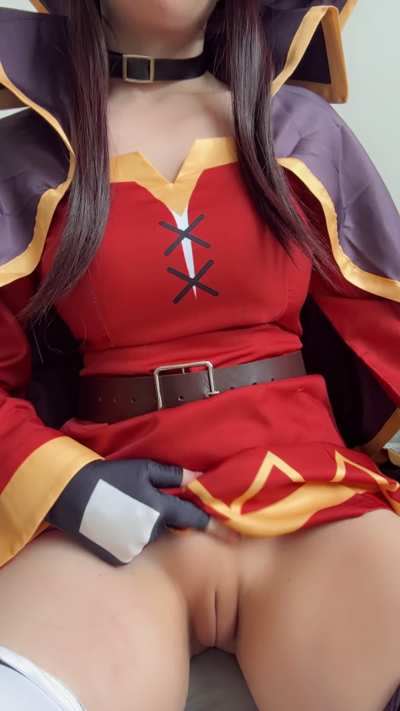 Megumin [Konosuba] (twobrattycats)