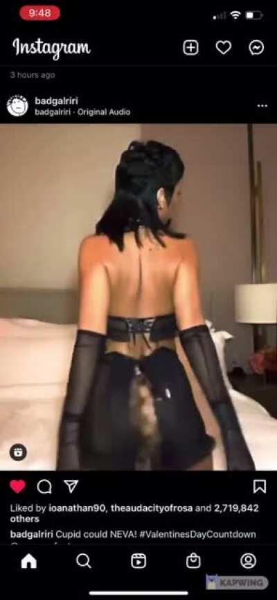 That ass is so amazing.