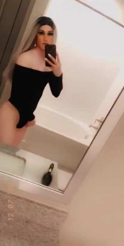 Would you fuck me over my bathroom counter?