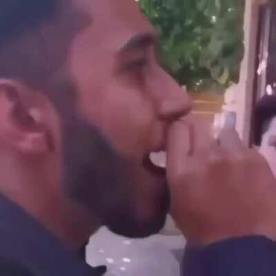 Mujicanos viendo la sancha con su sancho