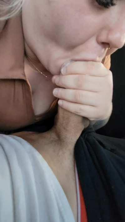 wife drives while I feed her cum in the backseat [OC]