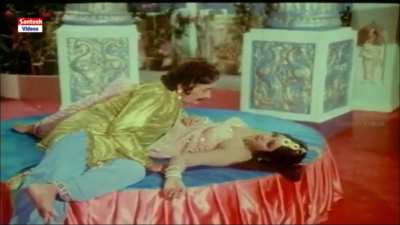 Anuradha yesteryear hottie