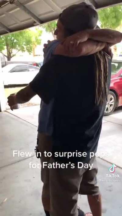 Beautiful Father’s Day reunion🥺