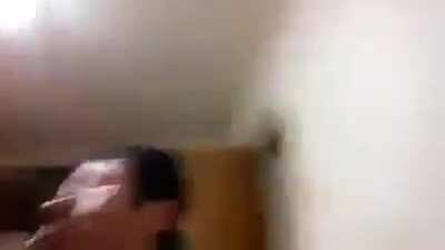 Mi perro cuando pasa alguien fuera de la casa