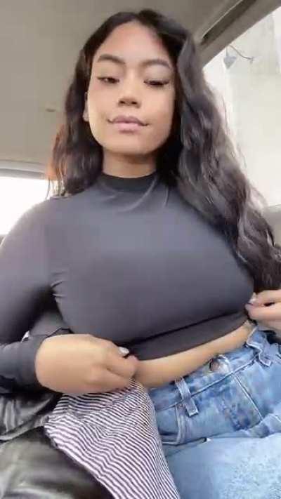 I hope no one sees my Blasian boobs😜😋