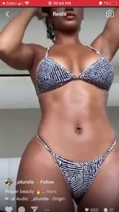 Who is this bros? (That’s not her @ in the corner)