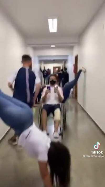 HUEstation - Video #8974