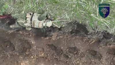 38th Marine Brigade Eliminating Russian Soldier with Drone Drops (Pokrovsk direction)