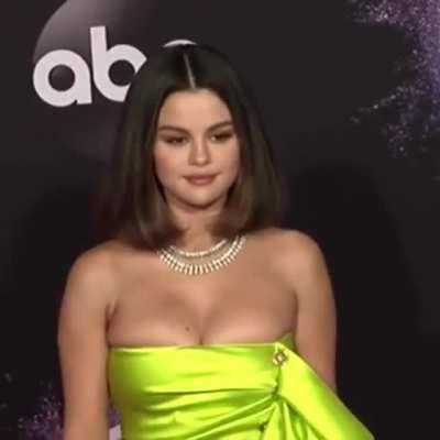 This gets me so hard