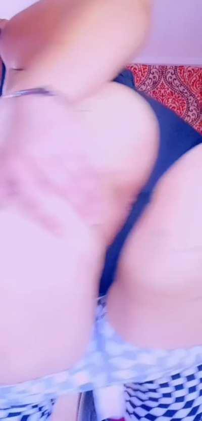 Pulling em to the side for you