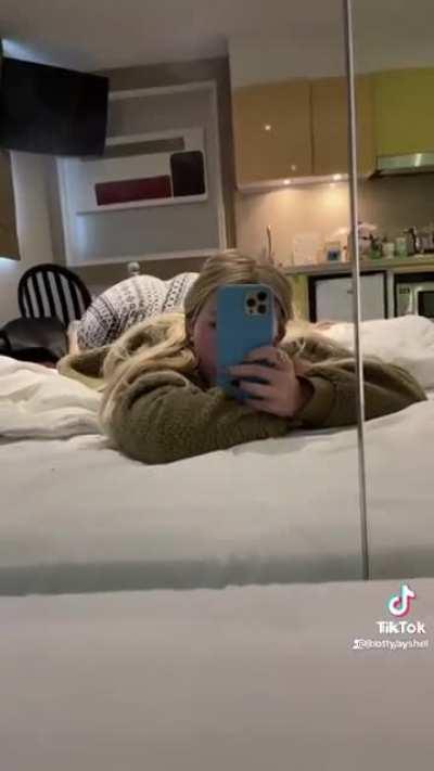 Soft & Jiggly No.177 ( Love This View ) 😍🤤