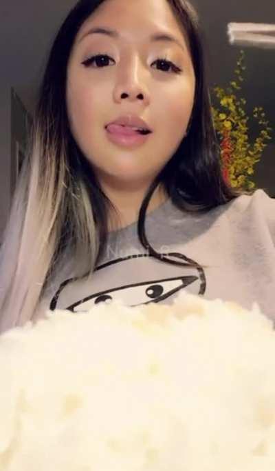 Wait for her tits at the end 🤤😍