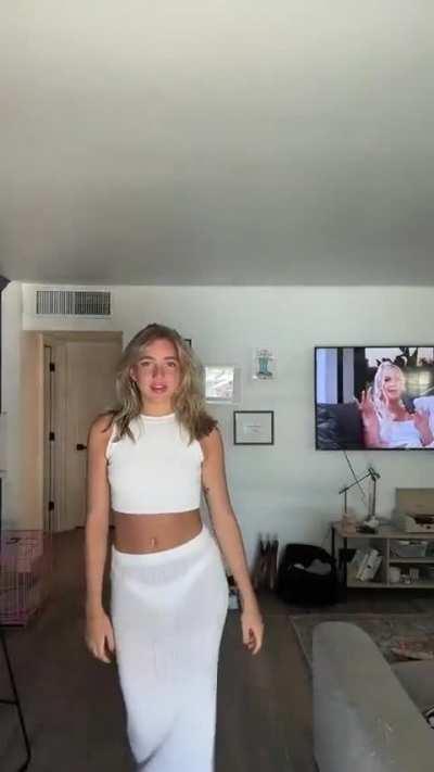 Gawd damn Brynny 😳