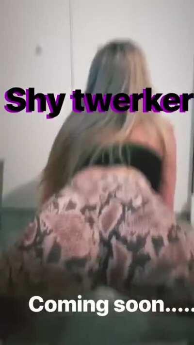 Twerking in Flare Pants