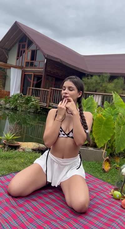 I free myself completely😇