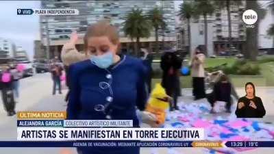 Vamos a terminar eliminando el género gramatical en el idioma español