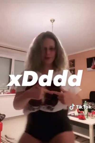 Don’t know what’s worse, the dance, the music, or the fact that this girl is 13.