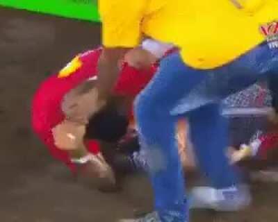 HMFT after being blind to bulls