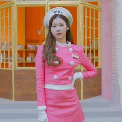 210216 - Pretty Sana